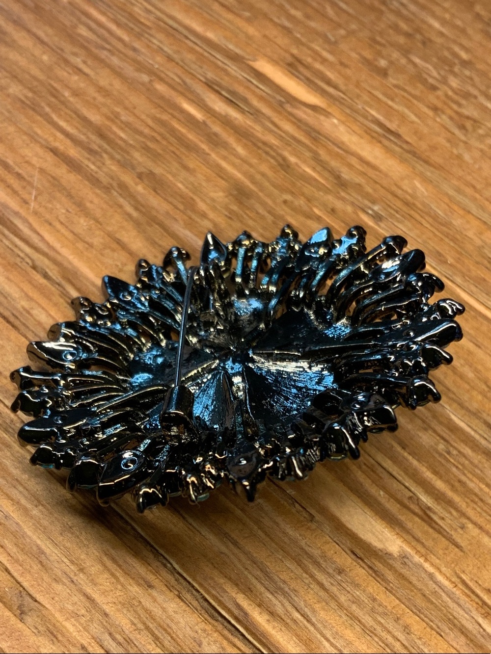 Flower Floral Blue and Teal Radiant Crystal Faux Pearl Brooch - Picture 5 of 6